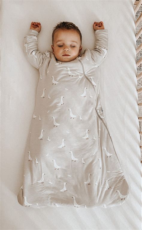 Gunamuna sleep sack - The only cozier: the womb. A long sleeved down alternative sleeping sack wrapped in silky soft bamboo rayon keeps your little nugget cozy while our one-of-a-kind WONDERZiP® keeps them covered, even during diaper changes. So get ready to sleep a lot. ... gunamuna Baby Long Sleeve Sleep Bag Duvet 1.0 TOG. $58.00 - $60.00. gunamunaBaby Sleep …